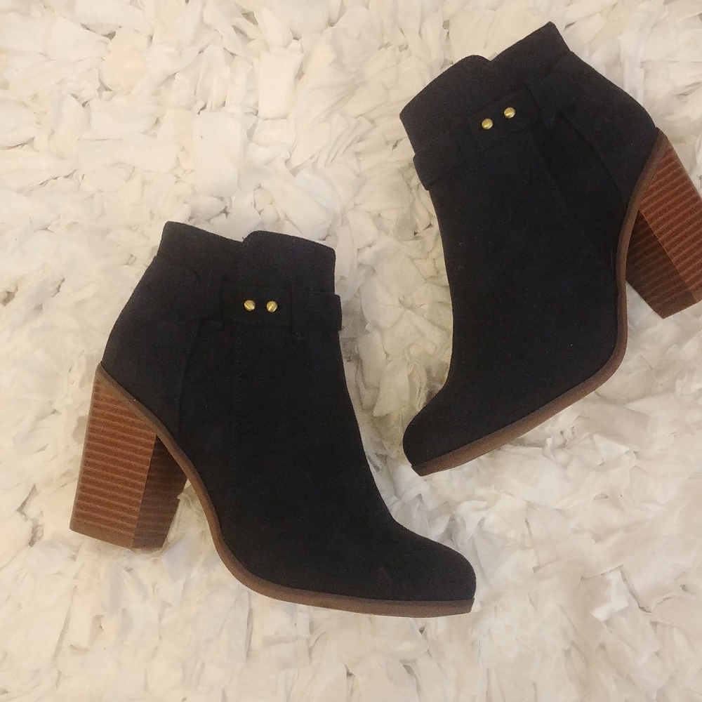 Merona Ankle Booties - Picture 1 of 9